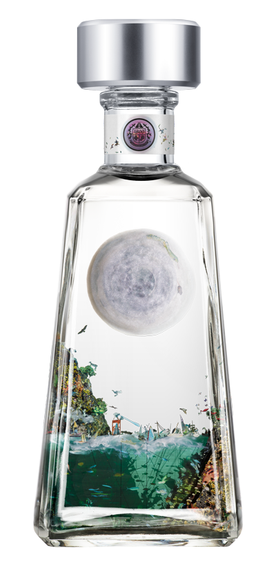 Tequila 1800 Essential edición “The Theia Hypothesis”. Botella con un diseño provoca la tensión entre la naturaleza y la tecnología.